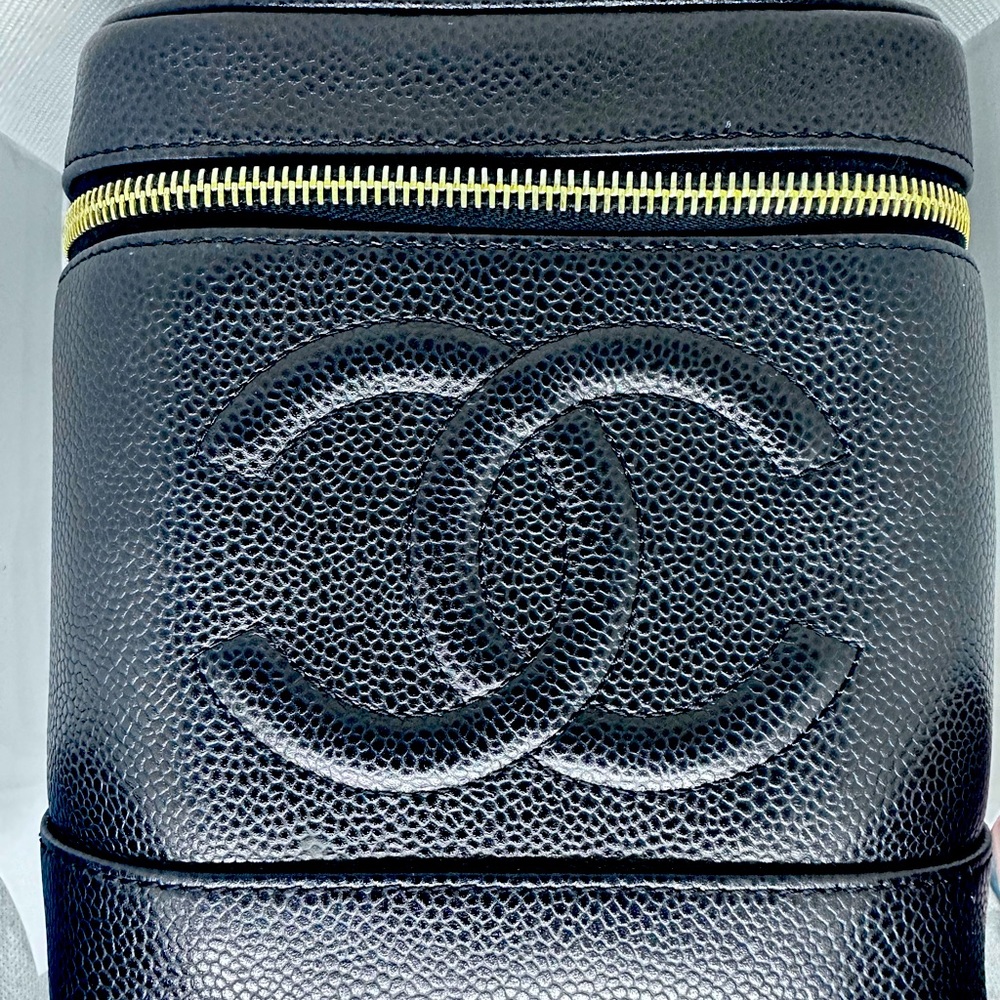 Vintage Chanel caviar leather vanity bag.